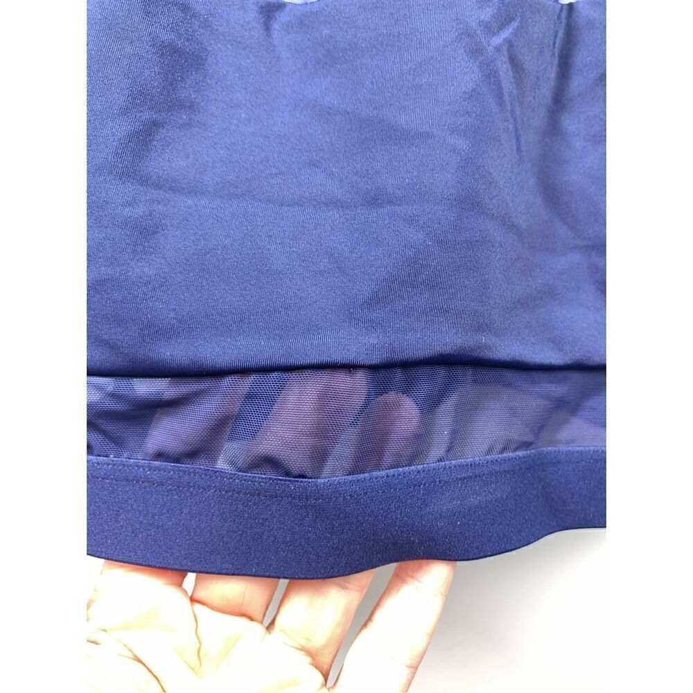Victoria sport sports bra size large  - Picture 2 of 5